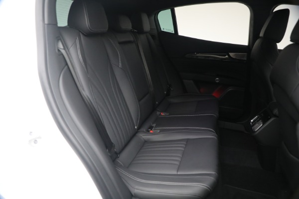 New 2026 Maserati Grecale Modena for sale $95,345 at Pagani of Greenwich in Greenwich CT 06830 20