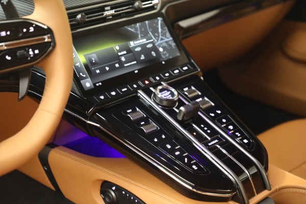 New 2026 Aston Martin Vantage S for sale $249,800 at Pagani of Greenwich in Greenwich CT 06830 20