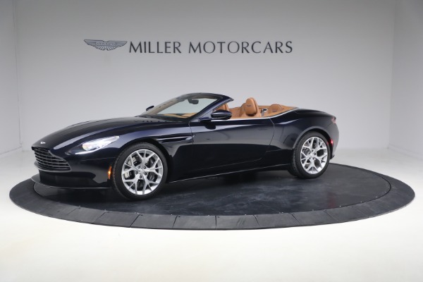 Used 2019 Aston Martin DB11 Volante for sale $121,900 at Pagani of Greenwich in Greenwich CT 06830 2