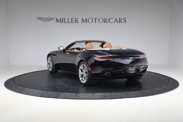 Used 2019 Aston Martin DB11 Volante for sale $121,900 at Pagani of Greenwich in Greenwich CT 06830 5