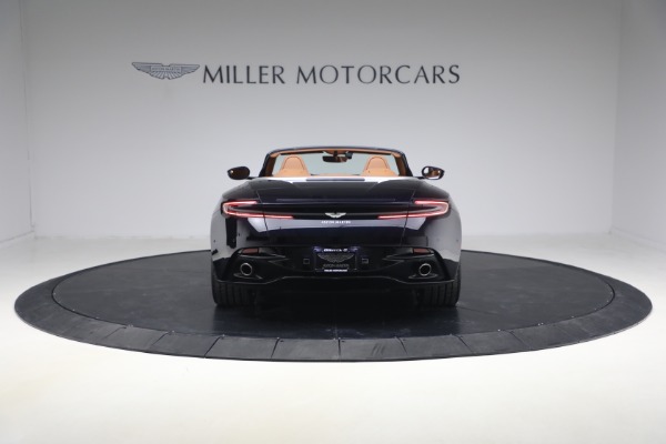 Used 2019 Aston Martin DB11 Volante for sale $121,900 at Pagani of Greenwich in Greenwich CT 06830 6