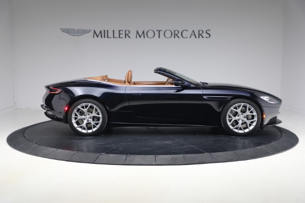 Used 2019 Aston Martin DB11 Volante for sale $121,900 at Pagani of Greenwich in Greenwich CT 06830 9