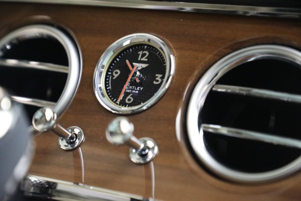 New 2026 Bentley Continental GT Azure for sale $361,850 at Pagani of Greenwich in Greenwich CT 06830 23
