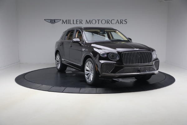 New 2026 Bentley Bentayga Azure V8 for sale $295,365 at Pagani of Greenwich in Greenwich CT 06830 11