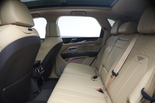 New 2026 Bentley Bentayga Azure V8 for sale $295,365 at Pagani of Greenwich in Greenwich CT 06830 23
