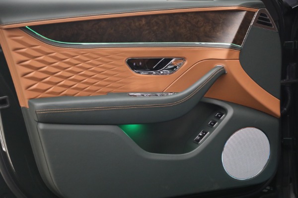 New 2026 Bentley Flying Spur Azure for sale $343,330 at Pagani of Greenwich in Greenwich CT 06830 18