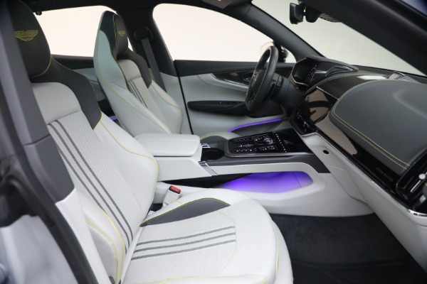 Used 2025 Aston Martin DBX 707 for sale $221,900 at Pagani of Greenwich in Greenwich CT 06830 22