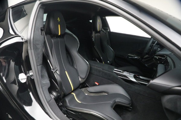 Used 2025 Ferrari 12Cilindri for sale $685,900 at Pagani of Greenwich in Greenwich CT 06830 16