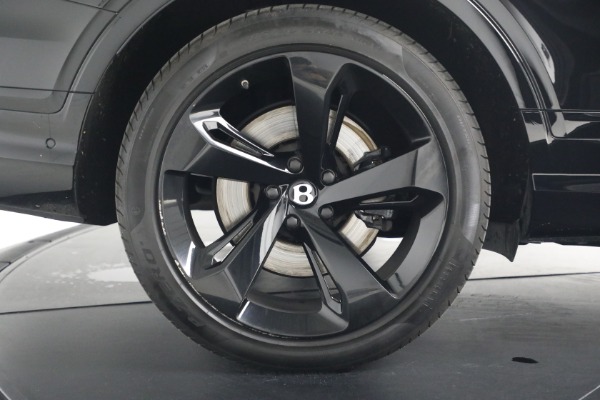 Used 2023 Bentley Bentayga EWB Azure V8 First Edition for sale $173,900 at Pagani of Greenwich in Greenwich CT 06830 16