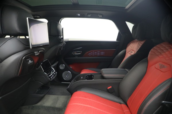 Used 2023 Bentley Bentayga EWB Azure V8 First Edition for sale $173,900 at Pagani of Greenwich in Greenwich CT 06830 25