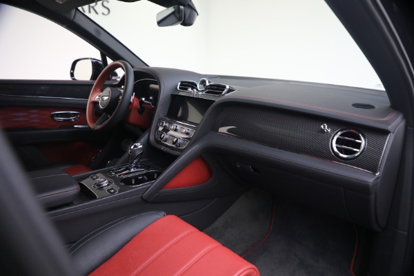 Used 2023 Bentley Bentayga EWB Azure V8 First Edition for sale $173,900 at Pagani of Greenwich in Greenwich CT 06830 28