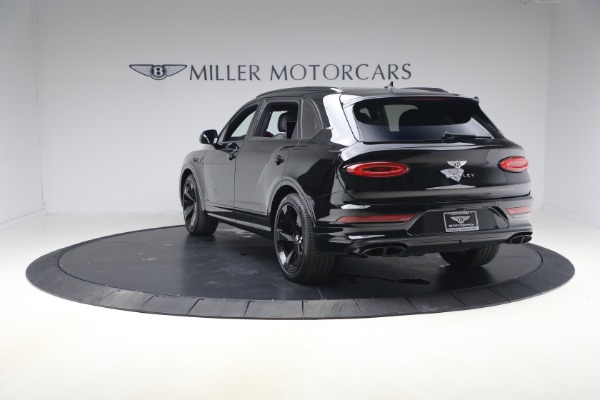 Used 2023 Bentley Bentayga EWB Azure V8 First Edition for sale $173,900 at Pagani of Greenwich in Greenwich CT 06830 5