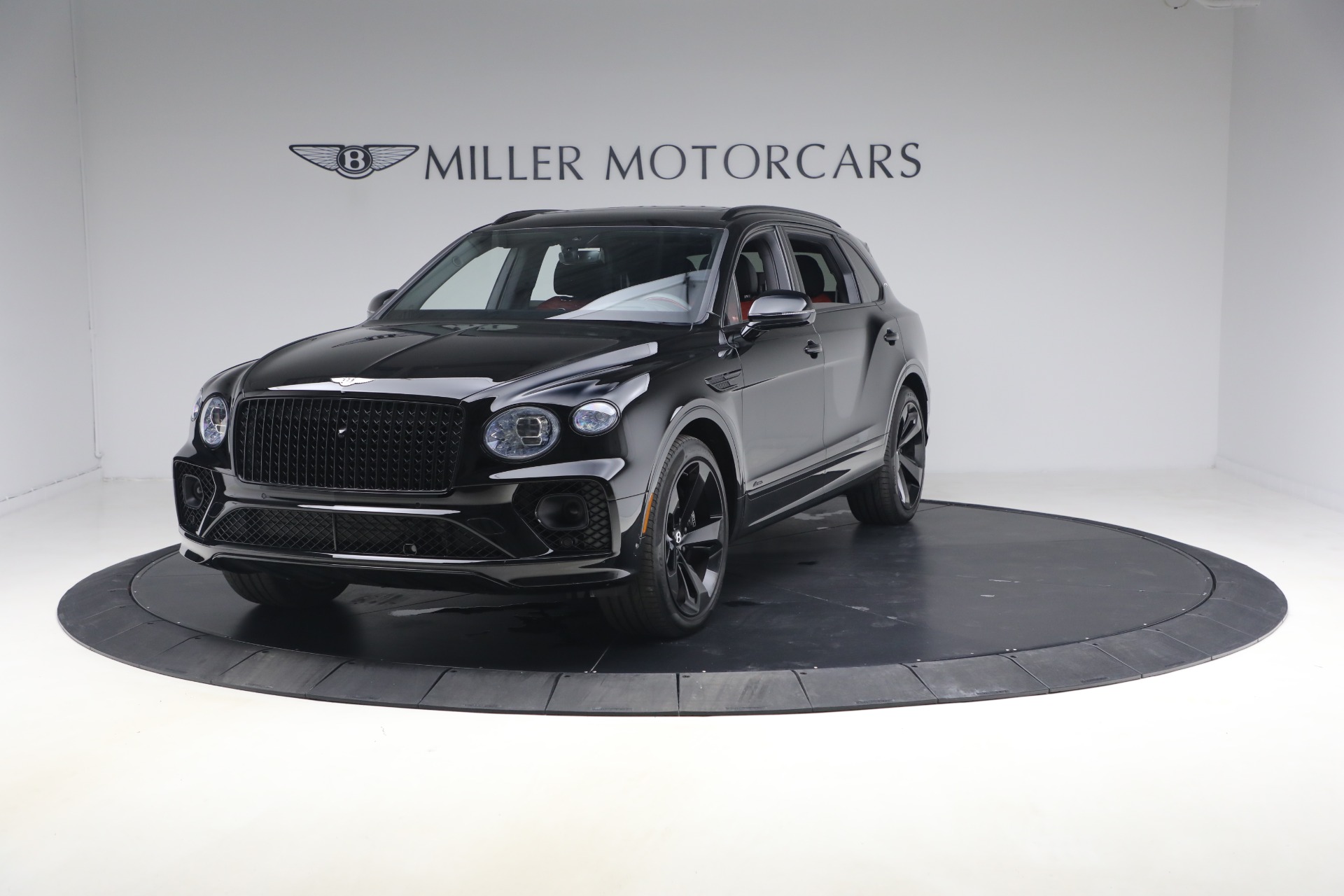 Used 2023 Bentley Bentayga EWB Azure V8 First Edition for sale $173,900 at Pagani of Greenwich in Greenwich CT 06830 1