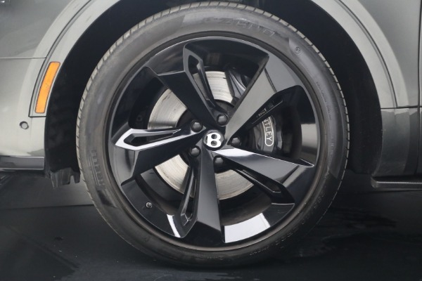 Used 2022 Bentley Bentayga V8 for sale $151,900 at Pagani of Greenwich in Greenwich CT 06830 14