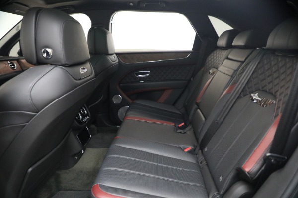 Used 2022 Bentley Bentayga V8 for sale $151,900 at Pagani of Greenwich in Greenwich CT 06830 22