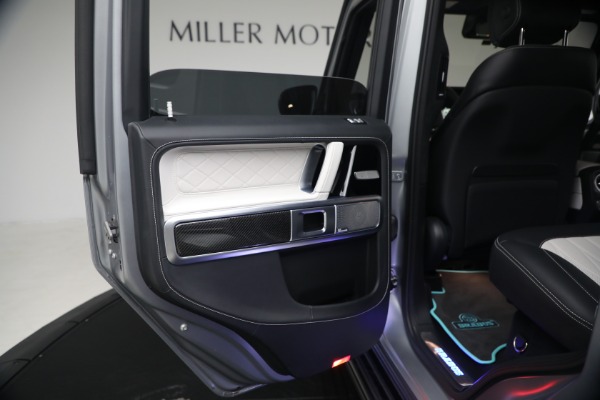 Used 2023 Mercedes-Benz G-Class AMG G 63 for sale $235,900 at Pagani of Greenwich in Greenwich CT 06830 27
