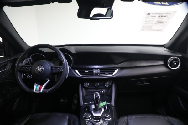 Used 2022 Alfa Romeo Stelvio Sprint for sale $24,900 at Pagani of Greenwich in Greenwich CT 06830 22