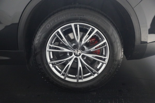 Used 2022 Alfa Romeo Stelvio Sprint for sale $24,900 at Pagani of Greenwich in Greenwich CT 06830 23