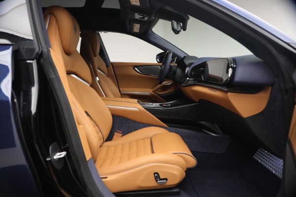 Used 2025 Ferrari Purosangue for sale $579,900 at Pagani of Greenwich in Greenwich CT 06830 17