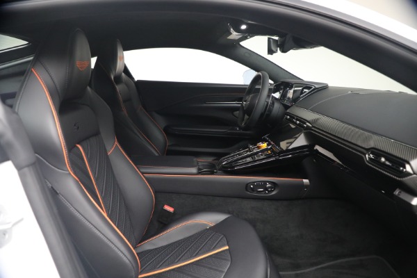 New 2026 Aston Martin Vantage S for sale $251,000 at Pagani of Greenwich in Greenwich CT 06830 19