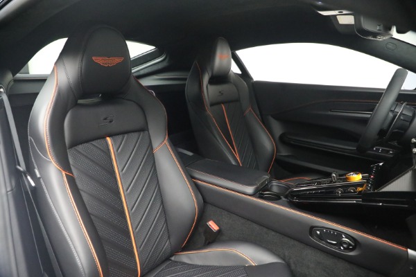New 2026 Aston Martin Vantage S for sale $251,000 at Pagani of Greenwich in Greenwich CT 06830 20