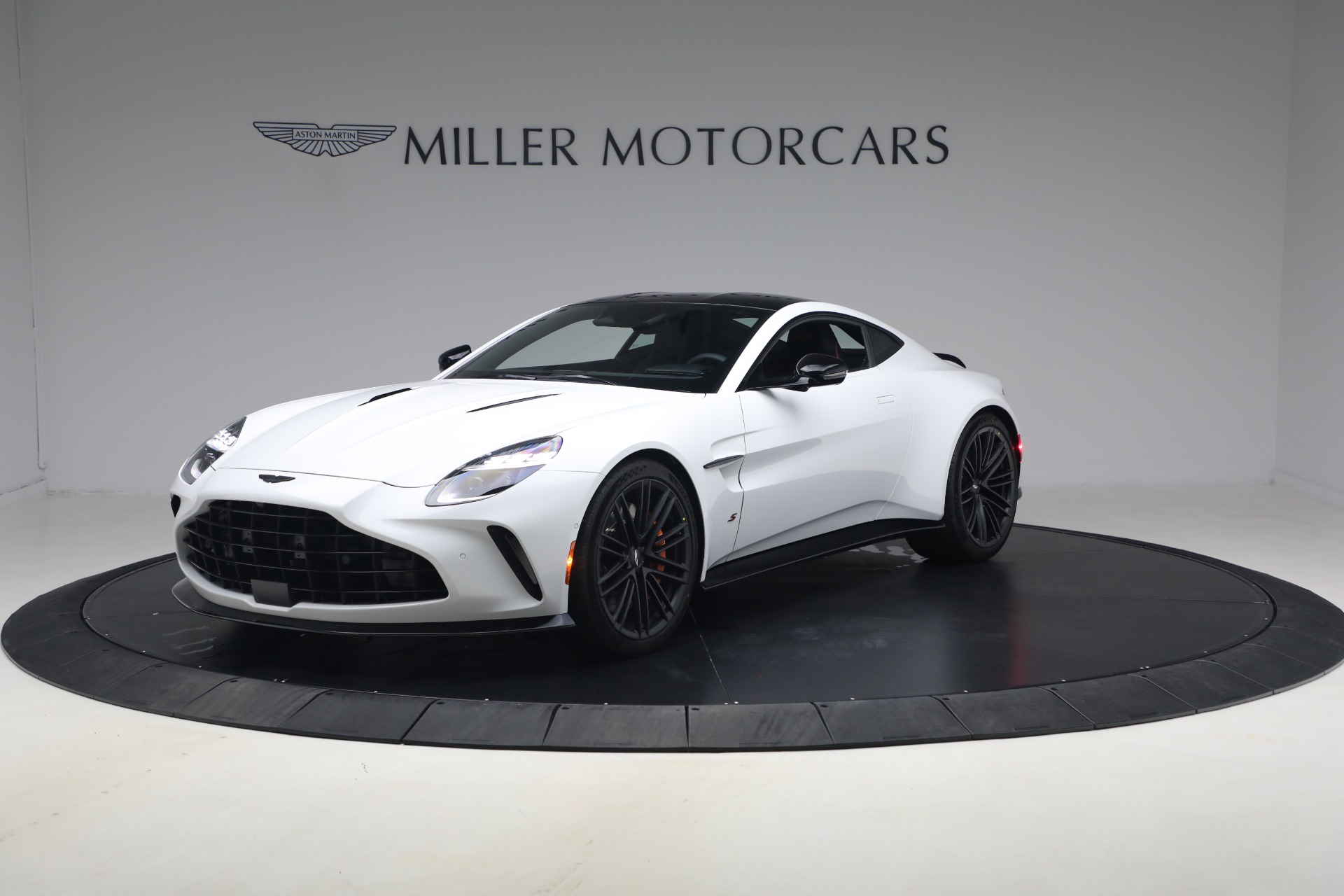 New 2026 Aston Martin Vantage S for sale $251,000 at Pagani of Greenwich in Greenwich CT 06830 1
