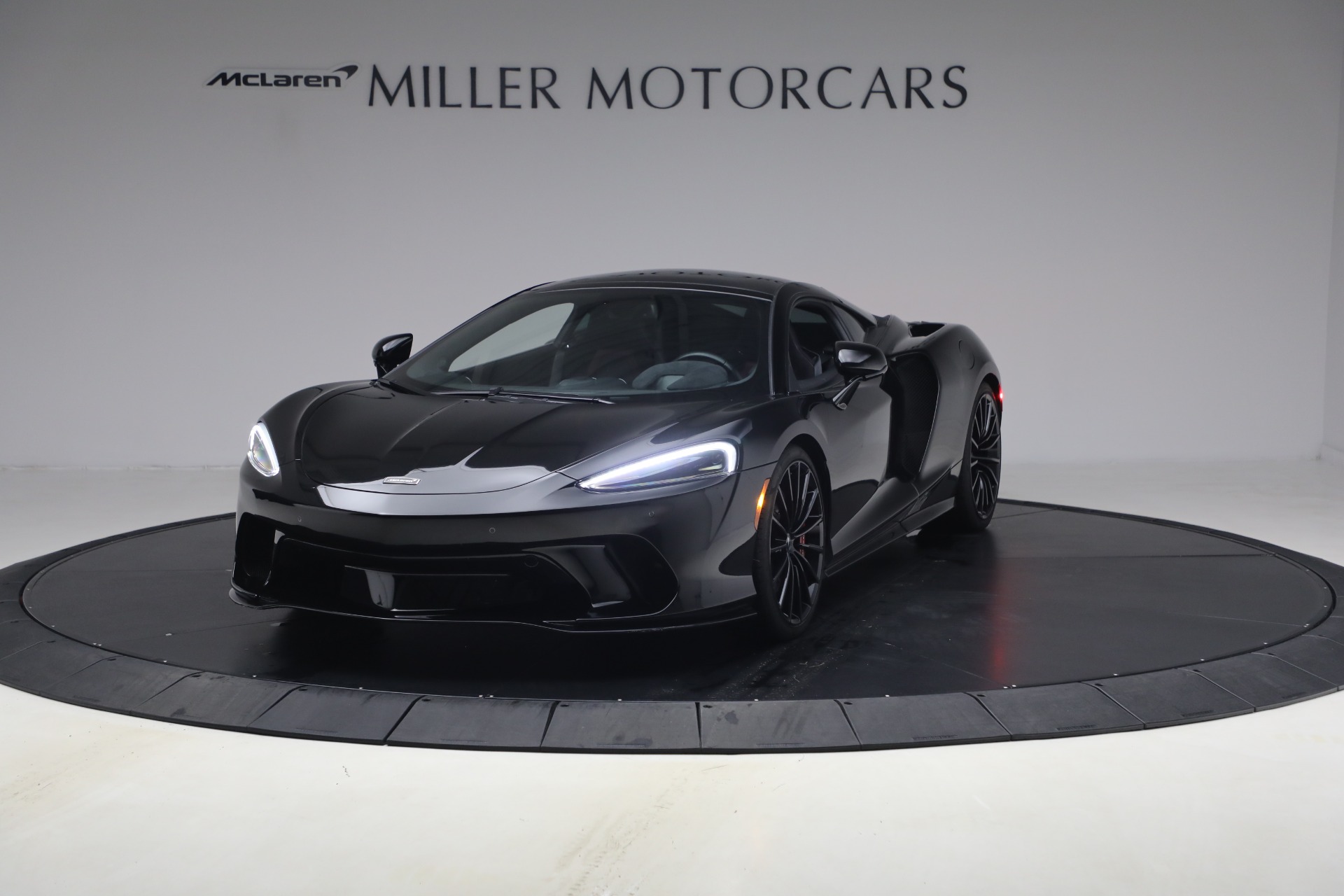 Used 2023 McLaren GT Pioneer for sale $169,900 at Pagani of Greenwich in Greenwich CT 06830 1