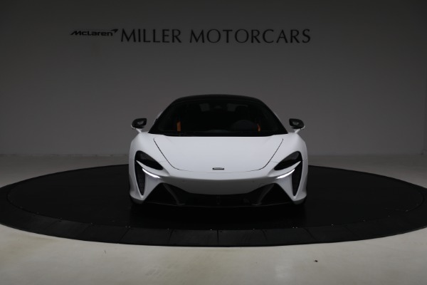 Used 2023 McLaren Artura for sale $184,900 at Pagani of Greenwich in Greenwich CT 06830 12