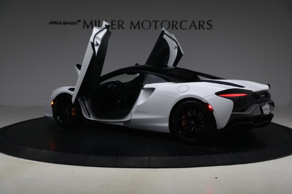 Used 2023 McLaren Artura for sale $184,900 at Pagani of Greenwich in Greenwich CT 06830 16