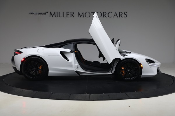 Used 2023 McLaren Artura for sale $184,900 at Pagani of Greenwich in Greenwich CT 06830 20
