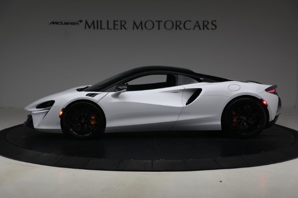 Used 2023 McLaren Artura for sale $184,900 at Pagani of Greenwich in Greenwich CT 06830 3