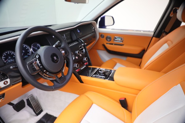 Used 2023 Rolls-Royce Black Badge Cullinan for sale $375,900 at Pagani of Greenwich in Greenwich CT 06830 15