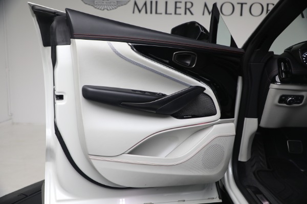 Used 2025 Aston Martin DBX 707 for sale $222,900 at Pagani of Greenwich in Greenwich CT 06830 19