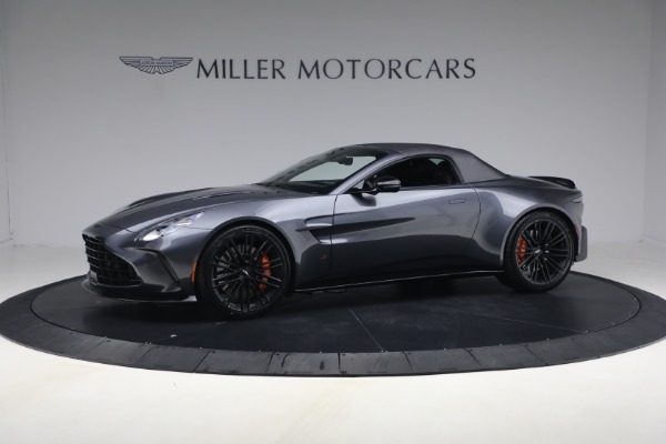 New 2026 Aston Martin Vantage S Roadster for sale $272,300 at Pagani of Greenwich in Greenwich CT 06830 14