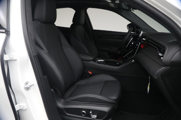 New 2026 Maserati Grecale Modena V6 for sale $95,345 at Pagani of Greenwich in Greenwich CT 06830 16