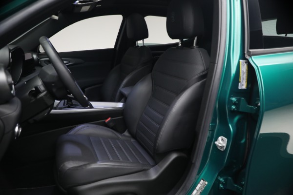 Used 2024 Alfa Romeo Tonale Hybrid Ti for sale $30,900 at Pagani of Greenwich in Greenwich CT 06830 15