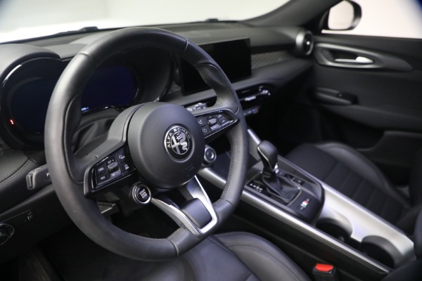 Used 2024 Alfa Romeo Tonale Hybrid Ti for sale $30,900 at Pagani of Greenwich in Greenwich CT 06830 21