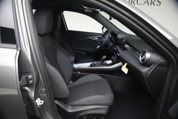 New 2026 Alfa Romeo Tonale Sprint for sale $43,935 at Pagani of Greenwich in Greenwich CT 06830 15
