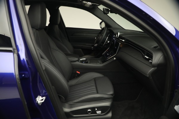 New 2026 Maserati Grecale Modena V6 for sale $92,055 at Pagani of Greenwich in Greenwich CT 06830 16