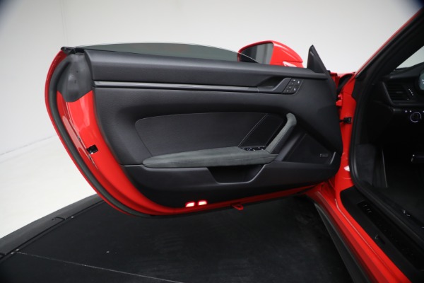 Used 2022 Porsche 911 Carrera 4 GTS for sale $165,900 at Pagani of Greenwich in Greenwich CT 06830 27