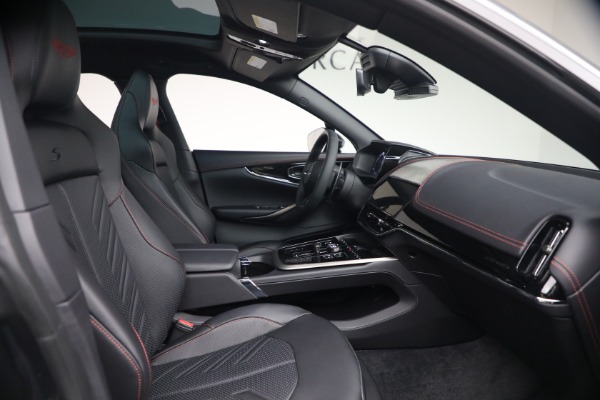 New 2026 Aston Martin DBX S for sale $308,500 at Pagani of Greenwich in Greenwich CT 06830 24