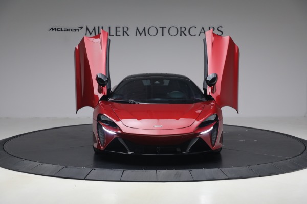 Used 2024 McLaren Artura TechLux for sale $182,900 at Pagani of Greenwich in Greenwich CT 06830 13