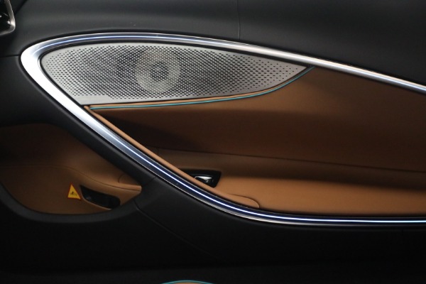 Used 2024 McLaren Artura TechLux for sale $182,900 at Pagani of Greenwich in Greenwich CT 06830 28