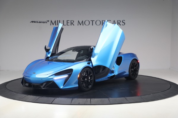 Used 2024 McLaren Artura Performance for sale $182,900 at Pagani of Greenwich in Greenwich CT 06830 14