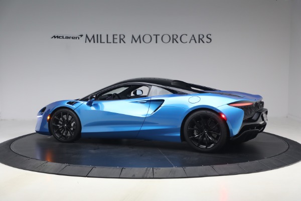 Used 2024 McLaren Artura Performance for sale $182,900 at Pagani of Greenwich in Greenwich CT 06830 4
