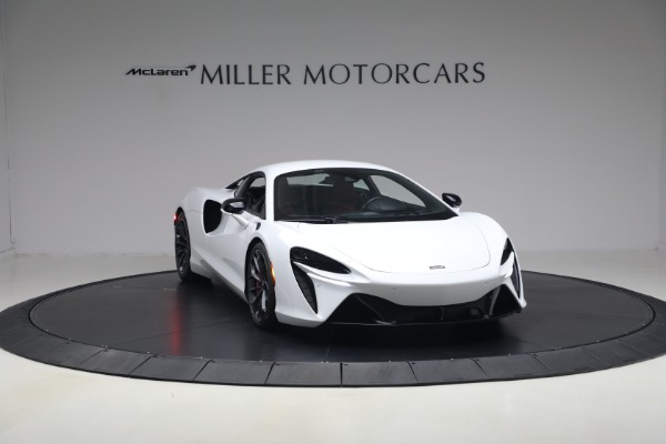 Used 2023 McLaren Artura TechLux for sale $164,900 at Pagani of Greenwich in Greenwich CT 06830 11