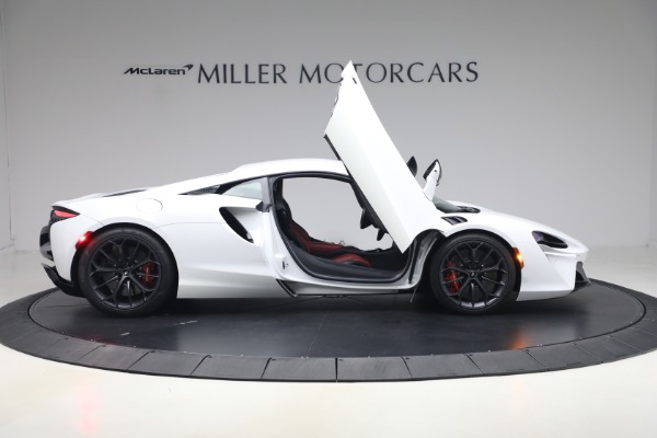 Used 2023 McLaren Artura TechLux for sale $164,900 at Pagani of Greenwich in Greenwich CT 06830 18