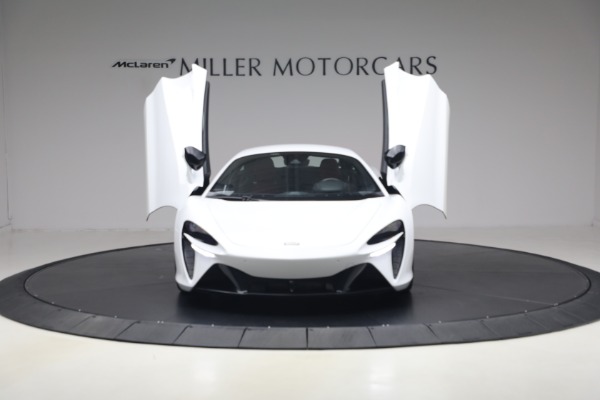 Used 2023 McLaren Artura TechLux for sale $164,900 at Pagani of Greenwich in Greenwich CT 06830 21