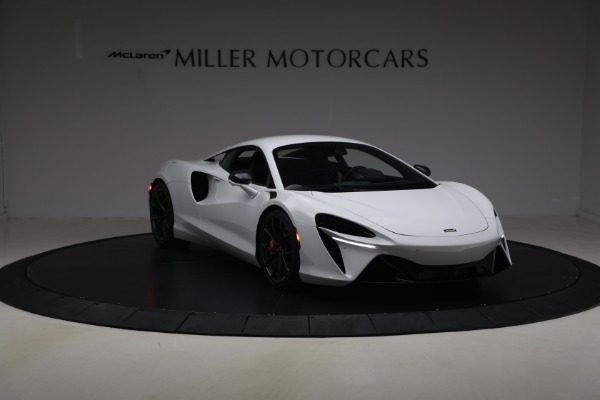 Used 2023 McLaren Artura Performance for sale $164,900 at Pagani of Greenwich in Greenwich CT 06830 11