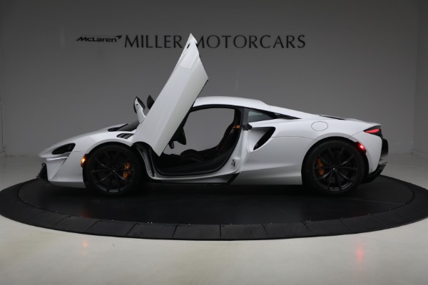 Used 2023 McLaren Artura Performance for sale $164,900 at Pagani of Greenwich in Greenwich CT 06830 15